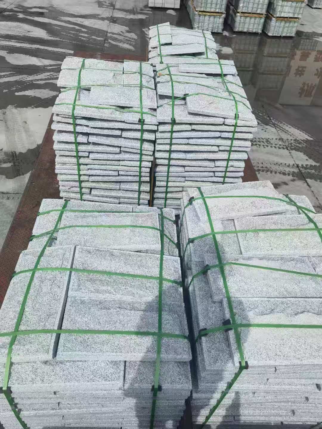 普洱 芝麻白蘑菇石装车出货