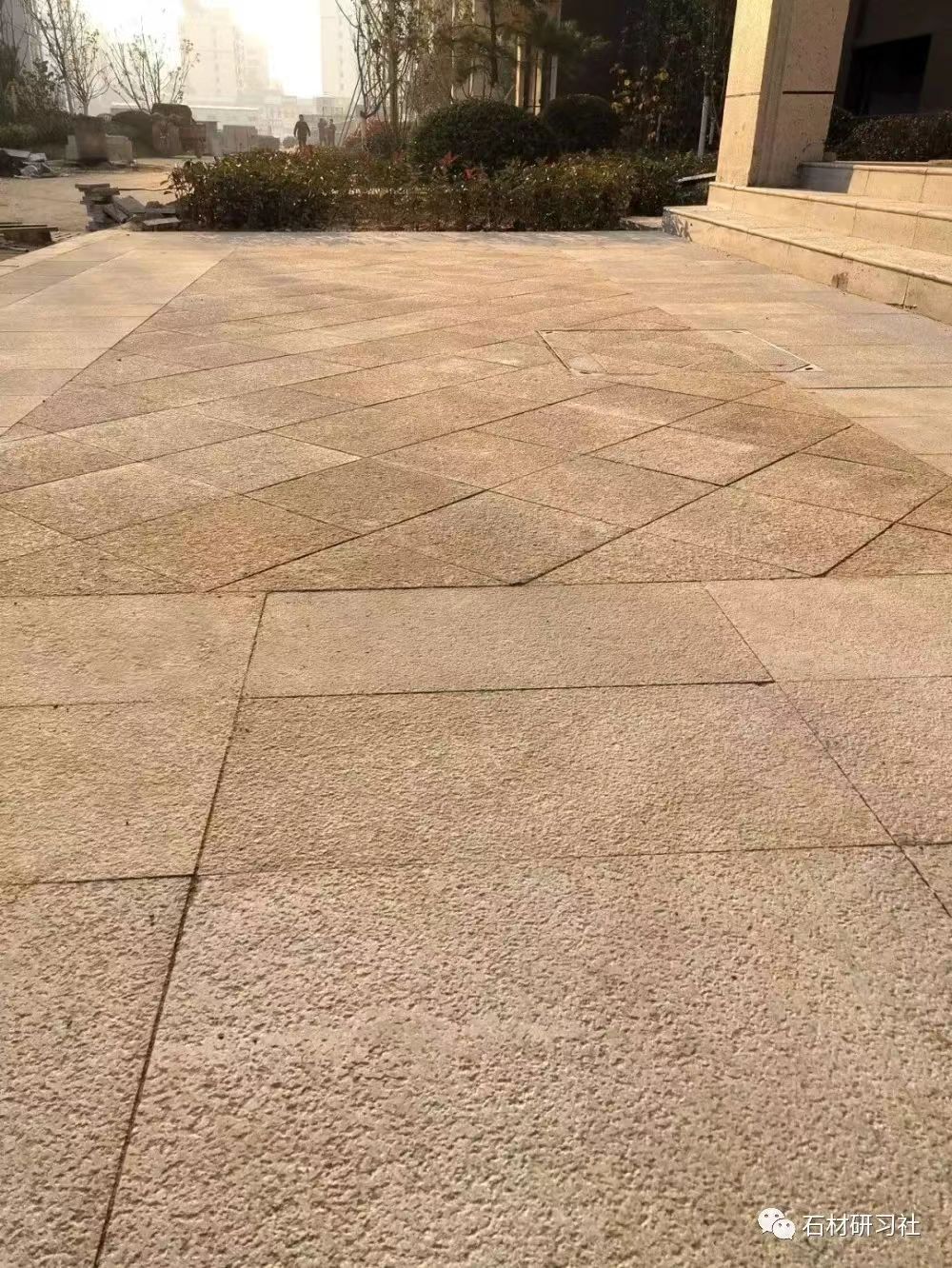 普洱黄金麻石材铺装